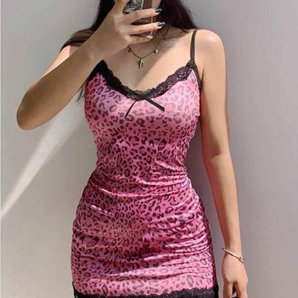 Pink Leopard Print Lace Trim Chemise